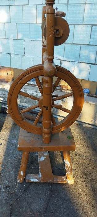 Продам прялку в хорошем состоянии