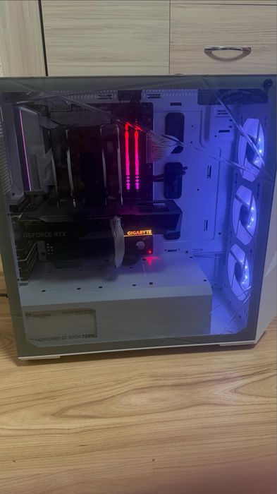 Геймърски компютьр 15-11600K / RTX 3060 / Z590 Vision G
