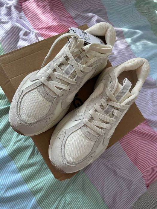 Adidasi Dama Mango