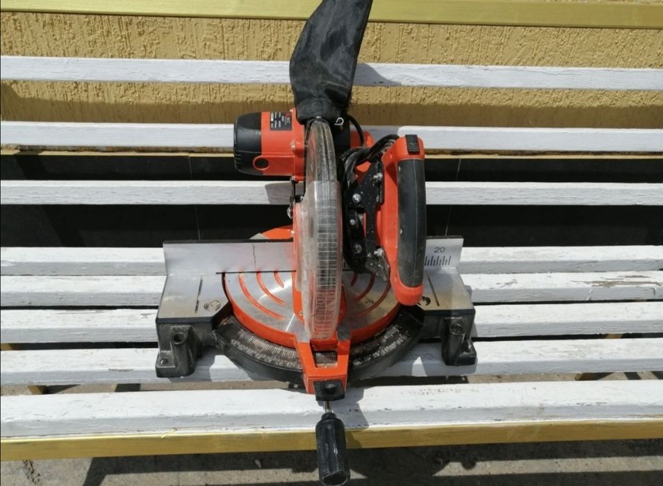 Торцовичный Пила Pit