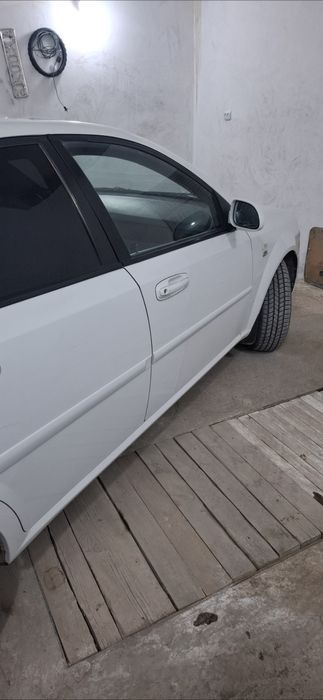 Hammomdagi mmf ning porno fotosuratlari