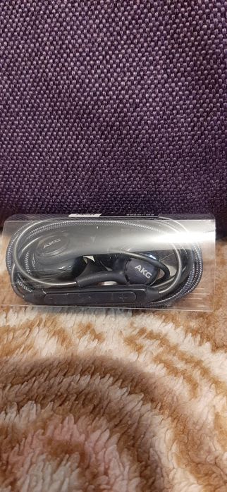 Căști AKG  telefon