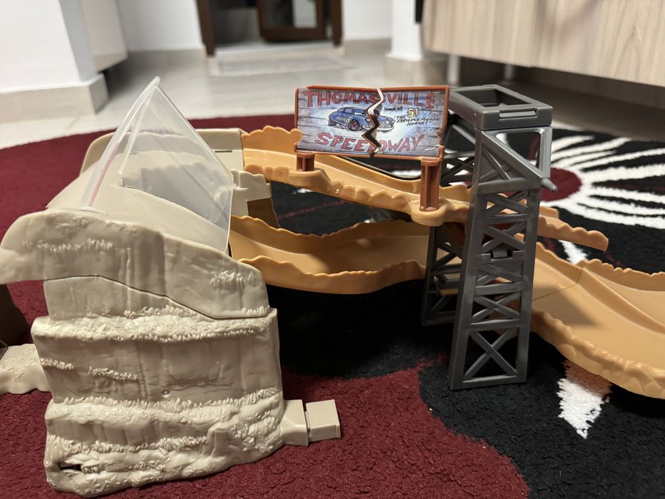 Cars 3 Disney cars midnight jump McQueen si Smokey