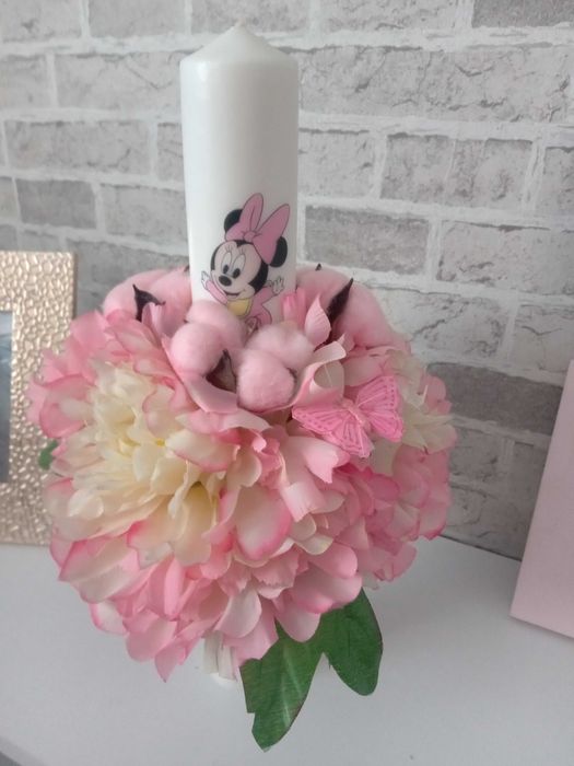 Vând lumânări botez