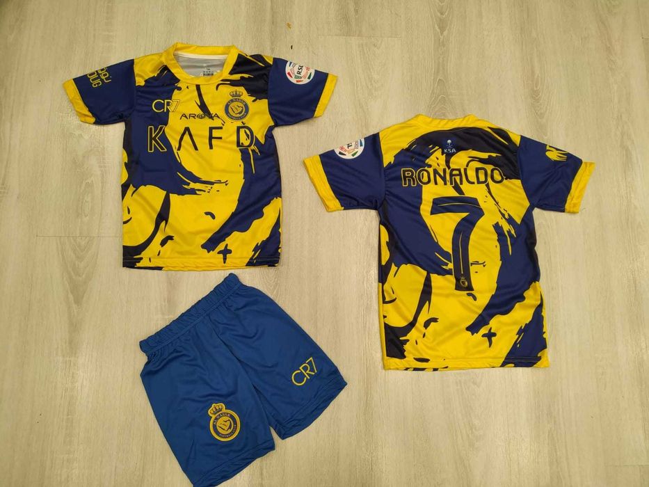 Екип Роналдо 2025г Жълт Екип + шорти Cristiano Ronaldo Nassr 24/25г