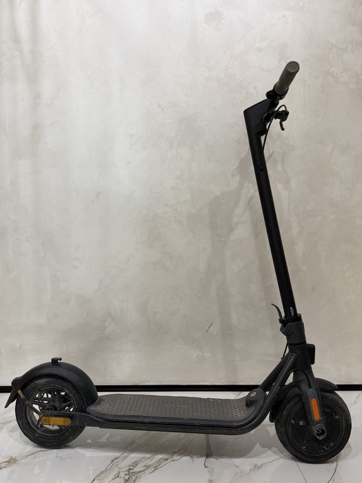 Электронный самокат. Segway ninebot самокат.