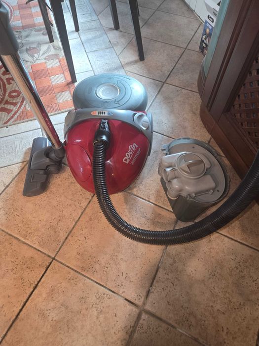 Прахосмукачка Zelmer Delfin 1500w