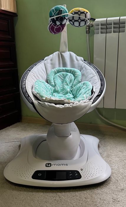 Бебешка люлка 4 mom mamaroo 4