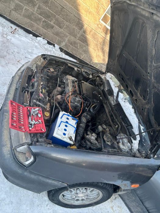 Продам нисан примера 1994