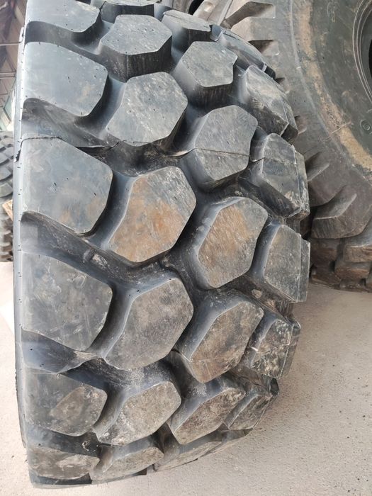 Автошина 29.5R25