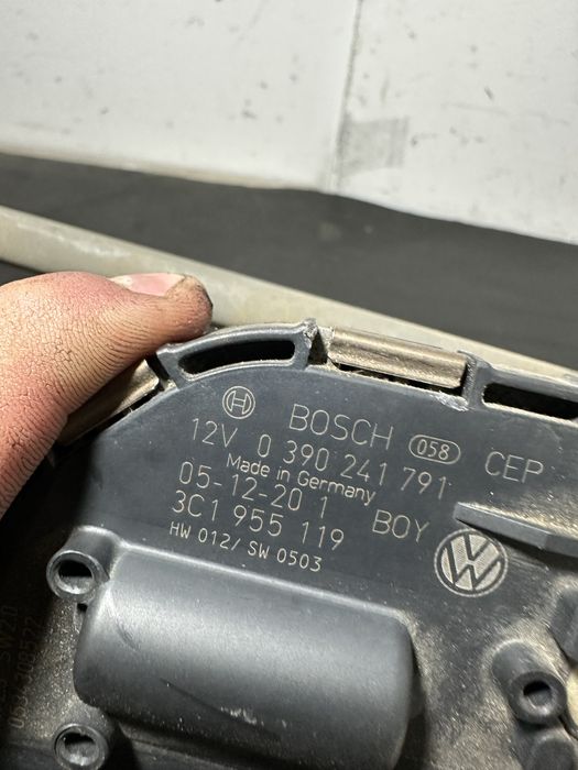 Motoras ansamblu stergatoare Volkswagen Vw Passat B6 3C1955119