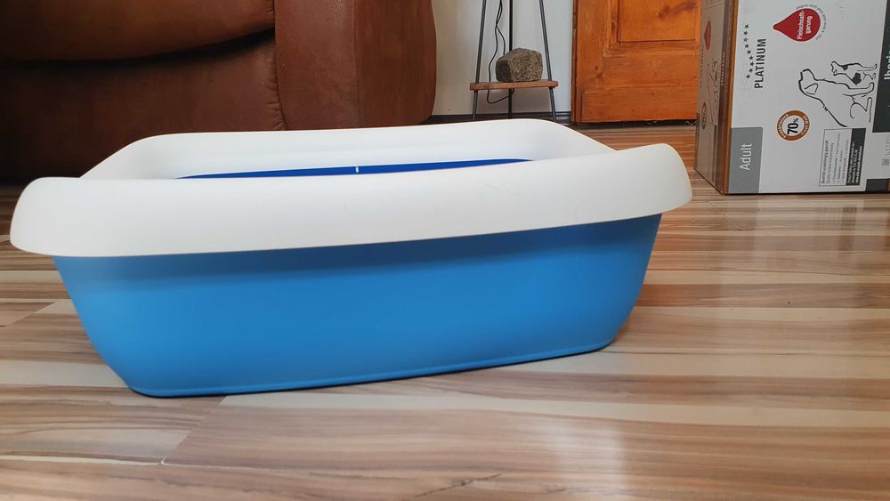 Нова Котешка тоалетна открита с борд