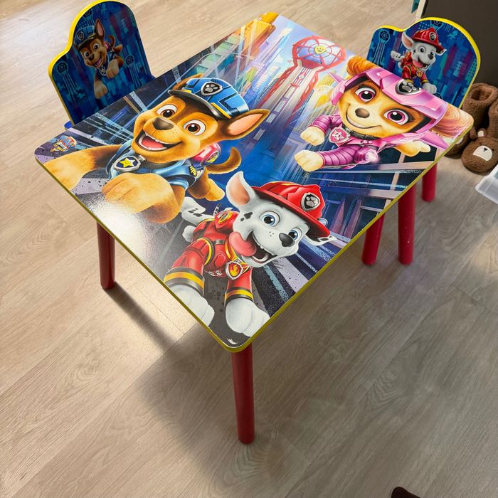 Маса със столчета Paw patrol
