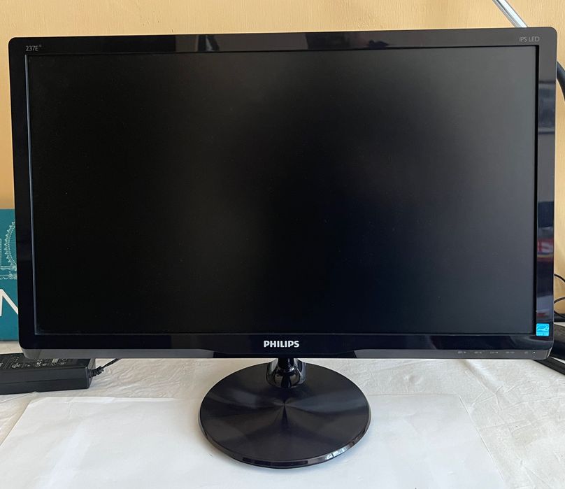 Philips 237E4 IPS LED Display LCD Монитор 23” 1080p FullHD