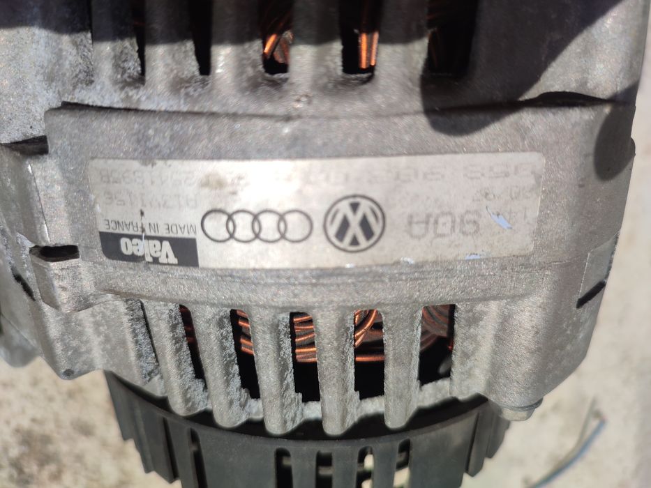 Генератор на Ауди ADR