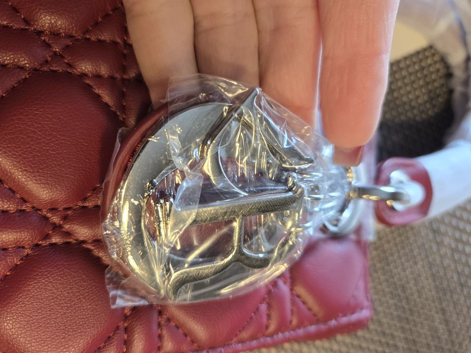 Lady Dior чанта естествена кожа