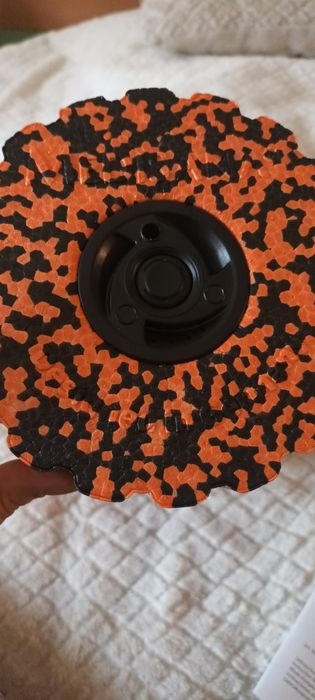 Vând aparat de masaj cu vibratii