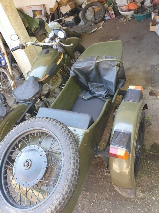 Motocicleta Ural