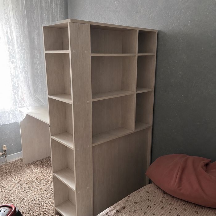 Продам компьютерный стол