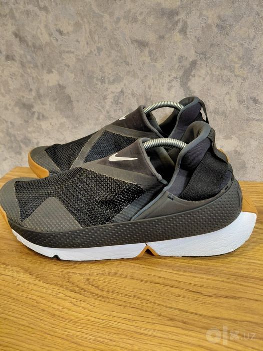Оригинальные кроссовки Nike Go FlyEase
