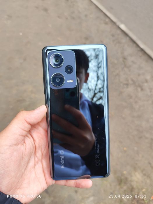 Продаю redmi note 12 pro plus 5g