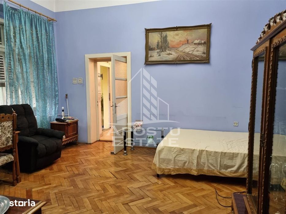Apartament cu 4 camere de inchiriat, Ultraentral, Timisoara