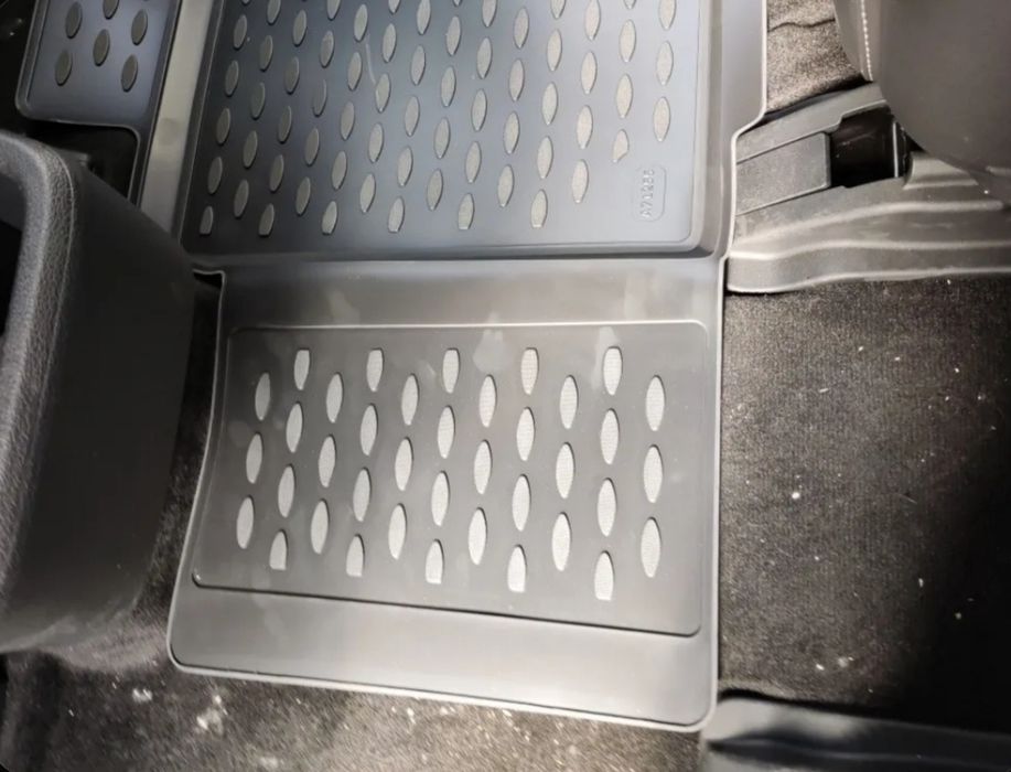 Hyundai Custin коврики