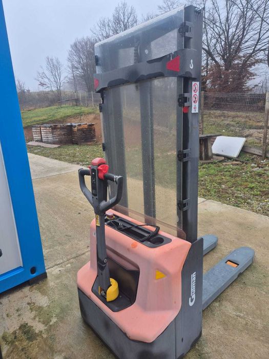 Stivuitor electric