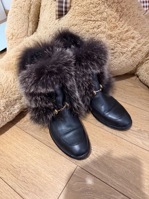 Боти от естествена кожа с естествен пух