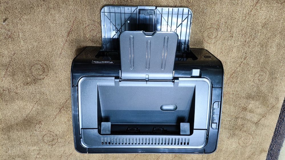 Принтер HP LaserJet P1102W wi-fi