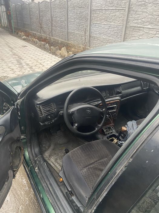 Срочно продам опель не находу