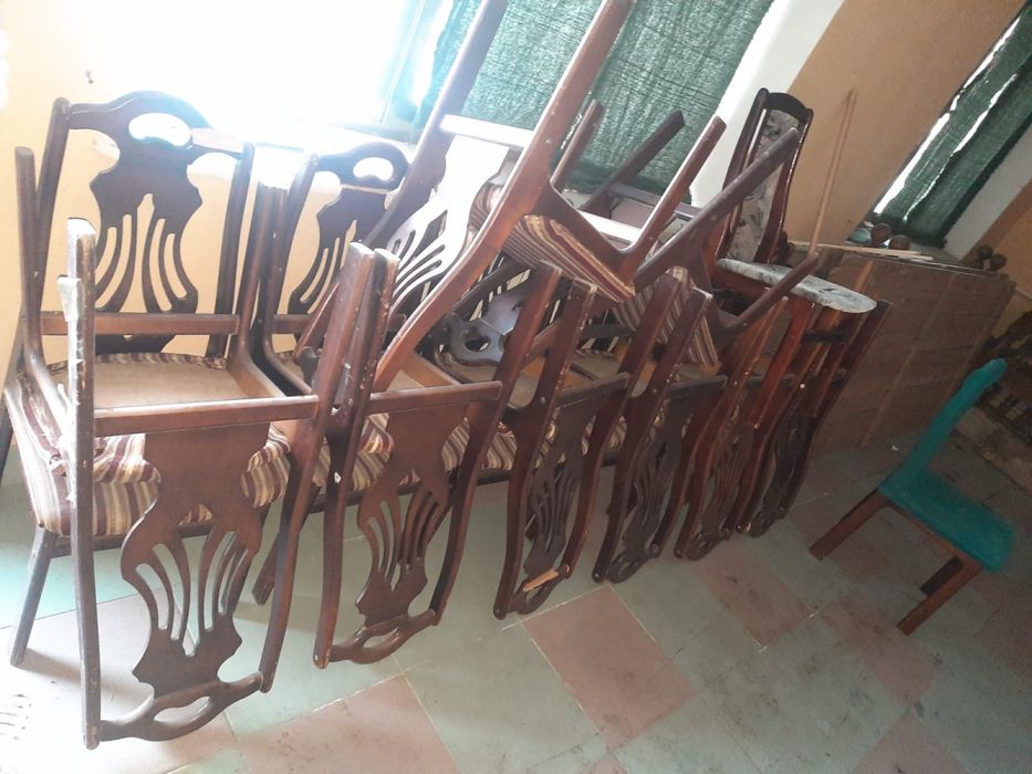 Стулья деревянные 14 штук