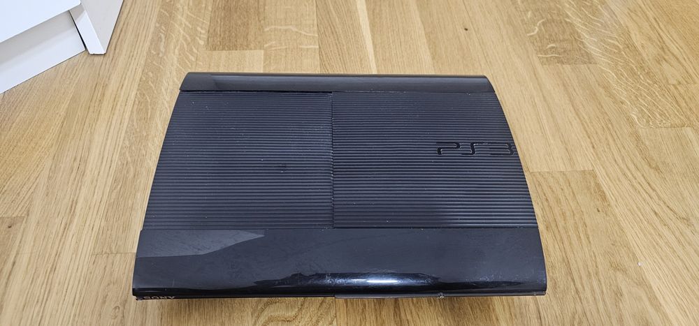 Sony PlayStation 3 Super Slim