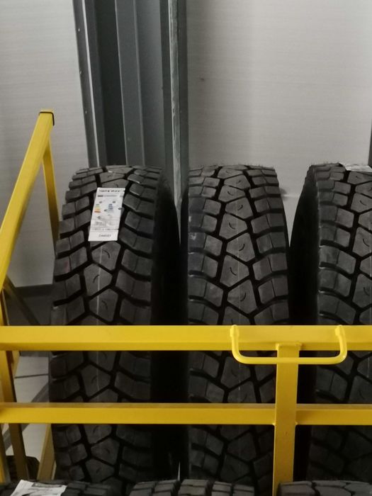 Anvelope camion noi 13R22,5 direcție, tracțiune on/off