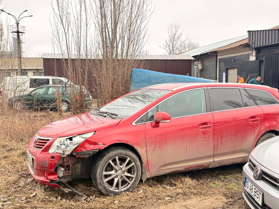 Toyota Avensis T27 (2011)