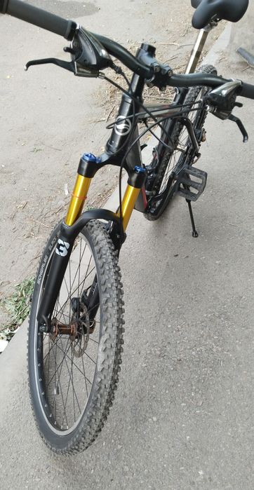 Gialnt Thunder алюминевый