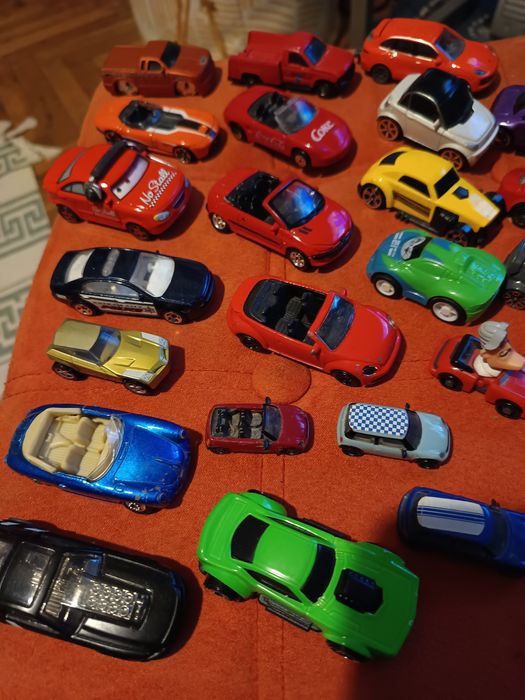 Разпродажба на колекция от колички различни видове