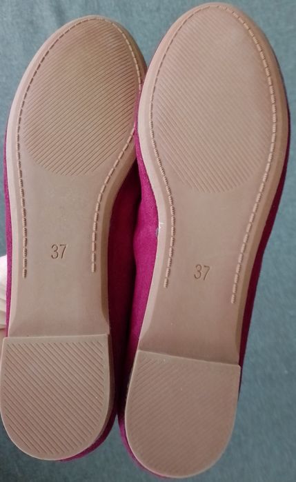 Нови обувки на HM/н.37