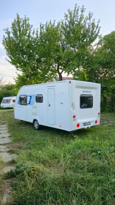 Rulota 2012 (2 zone) 1268 Kg, Off Camping, Boiler Gaz, Baterie 12v, Dus, Swift Sprite Foarte usoara