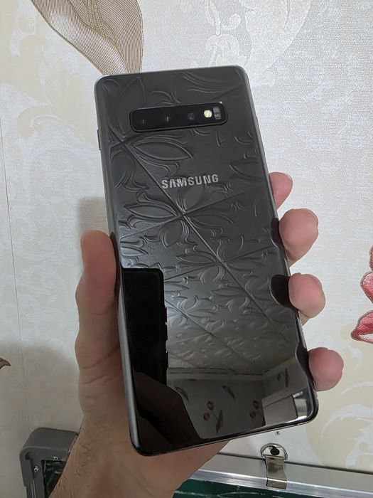 Самсунг с10 плюс 512гб