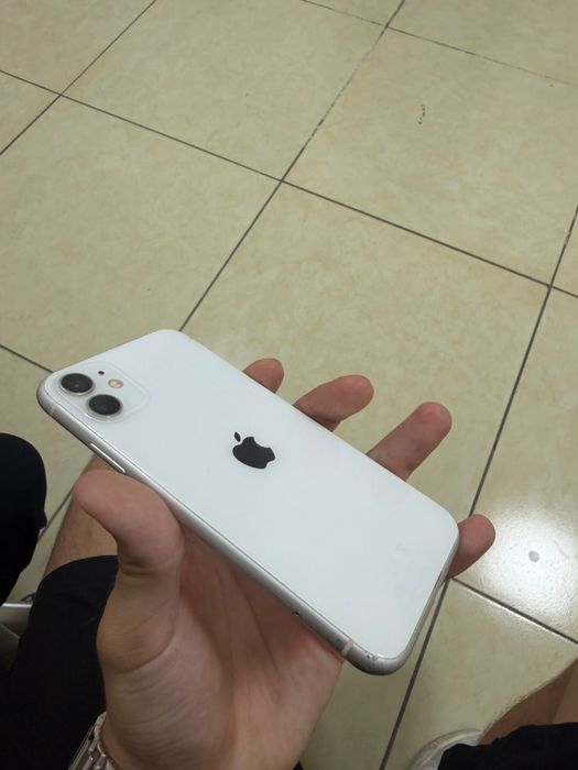 IPhone 11 64гб/81%