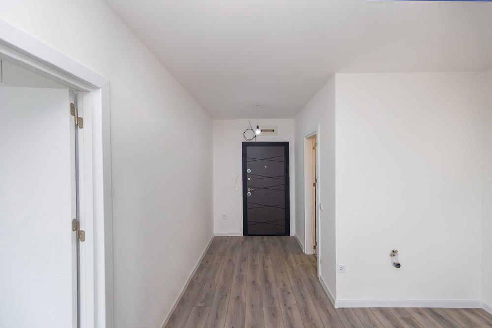 Продава се Двустаен апартамент в София, Център - 61 кв.м за 1649 €/кв.м - Снимка #3