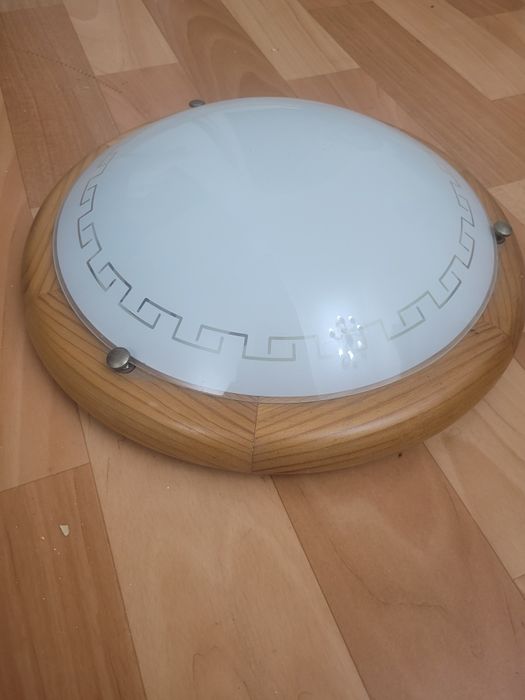 Люстры и светильники