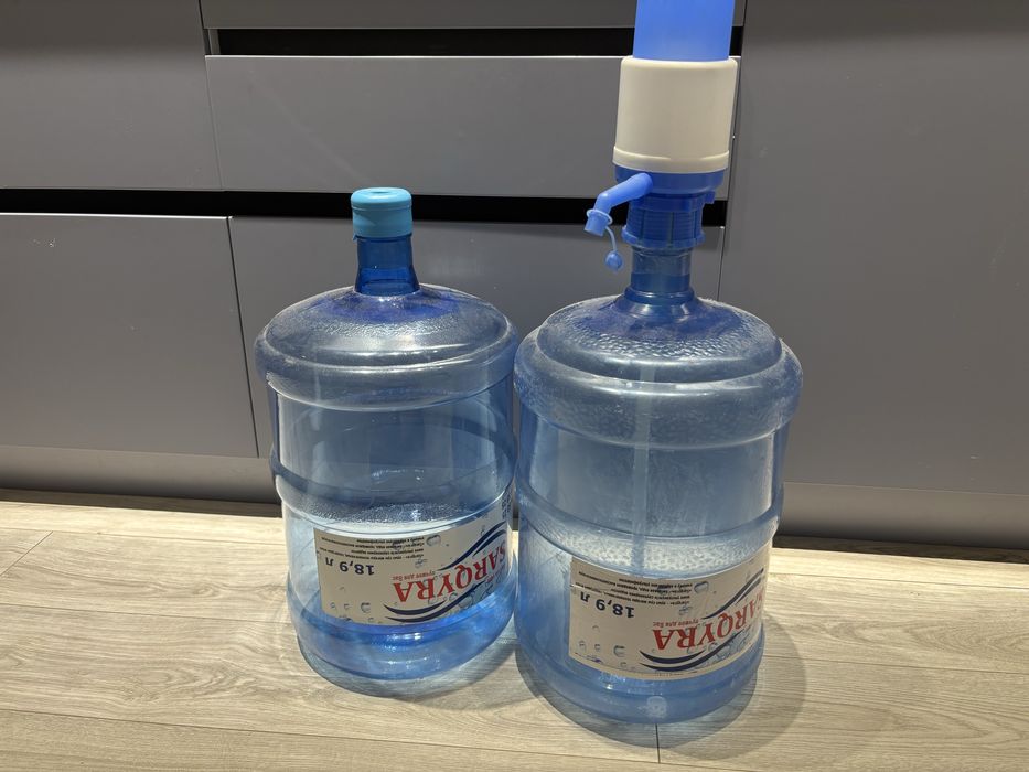 2 бутыля 20 л и помпа