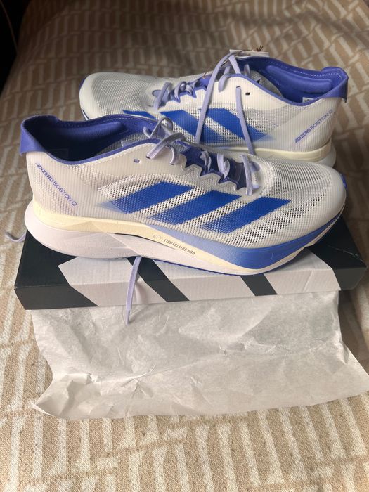 Беговые кроссовки Adidas Boston 12