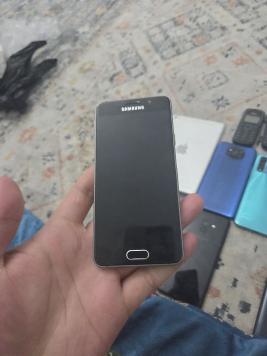 Старые телефоны на запчасти