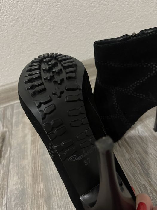 Черни Боти-Токчета