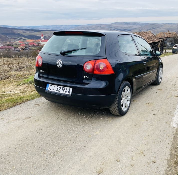 Vând Vw Golf 5  1.9 Diesel