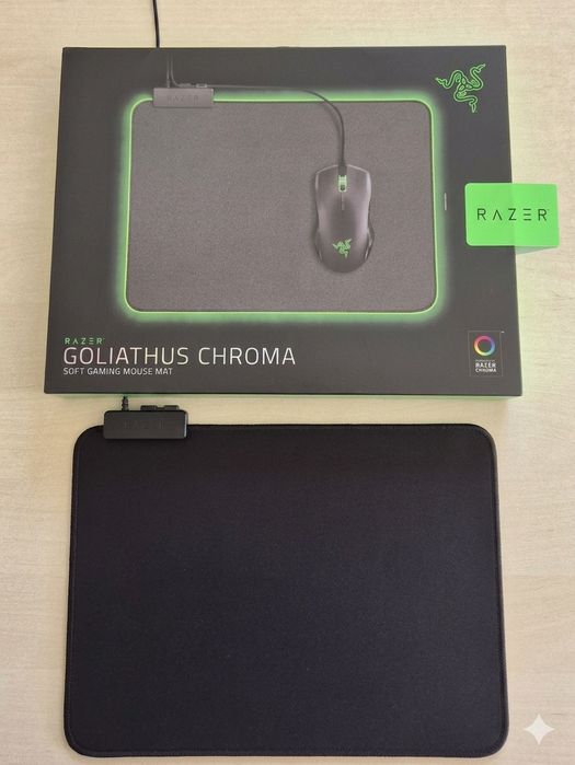 Vând Mousepad Razer Goliathus Chroma și Tastatură Razer Cynosa V2 - Stare Excelenta