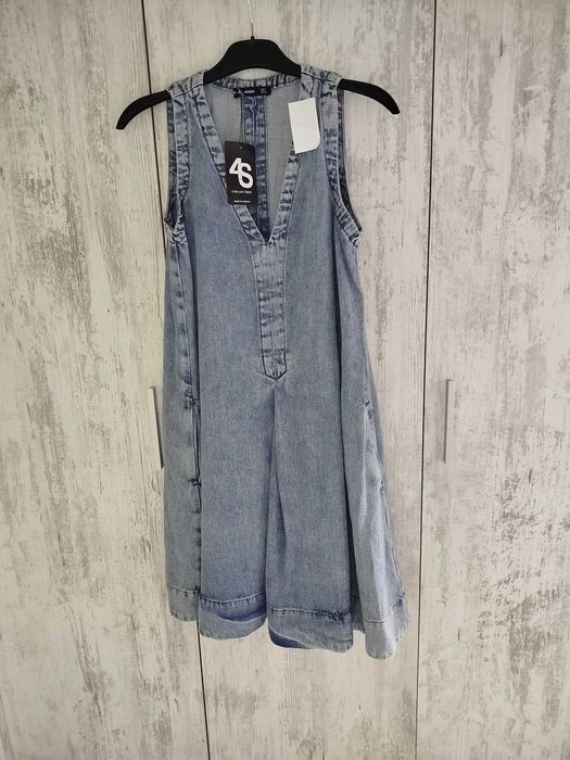 Дънкова рокля нова